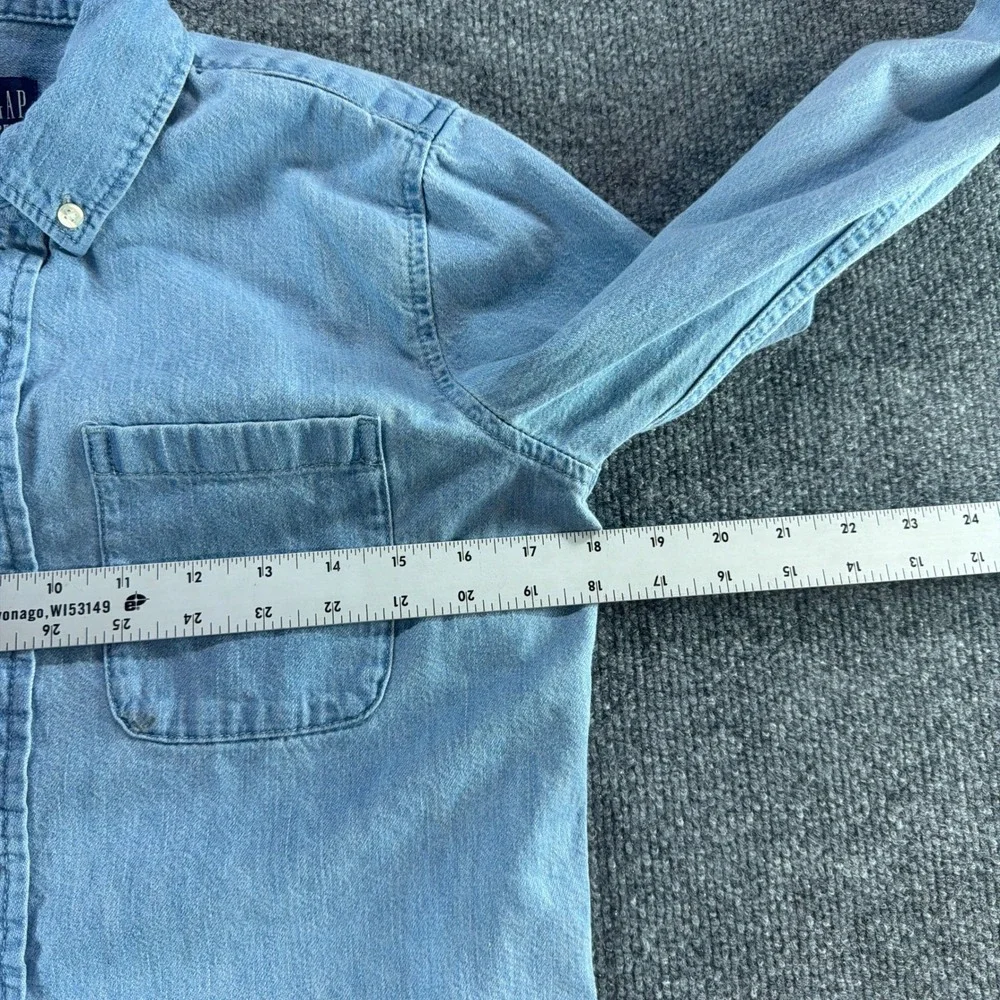 Gap Kids Denim Button Down Shirt Light Wash Blue Long Sleeve Size XL 12 Cotton
